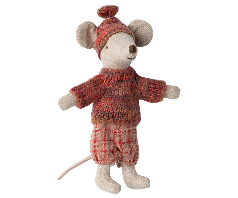 Mouse dressed in orange-pink winter clothing.