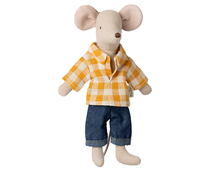 Dad mouse wearing an oversized yellow checked shirt and blue jeans with rolled cuffs.