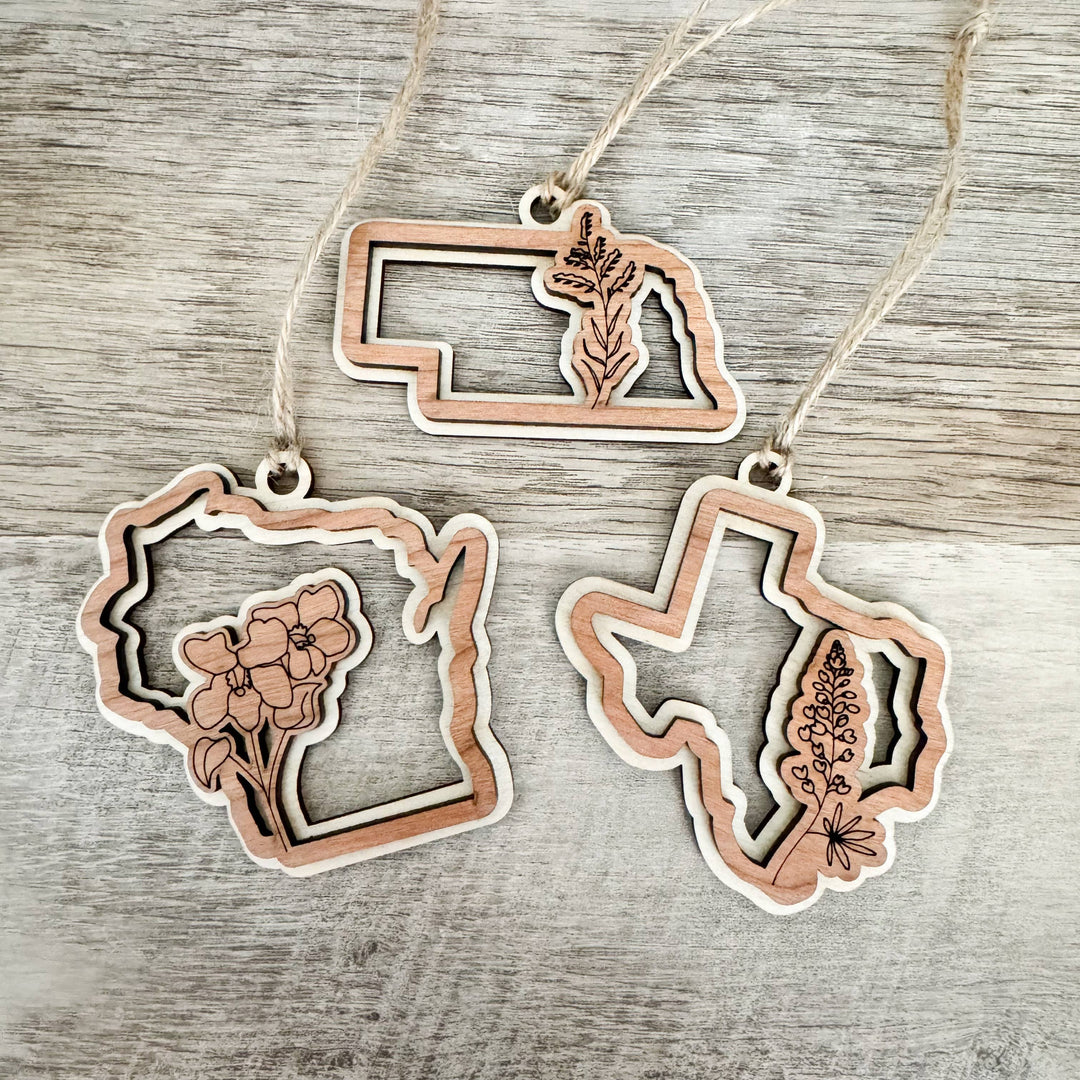 Wisconsin State Flower Christmas Ornament