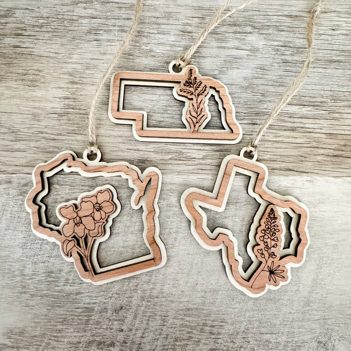 Wisconsin State Flower Christmas Ornament