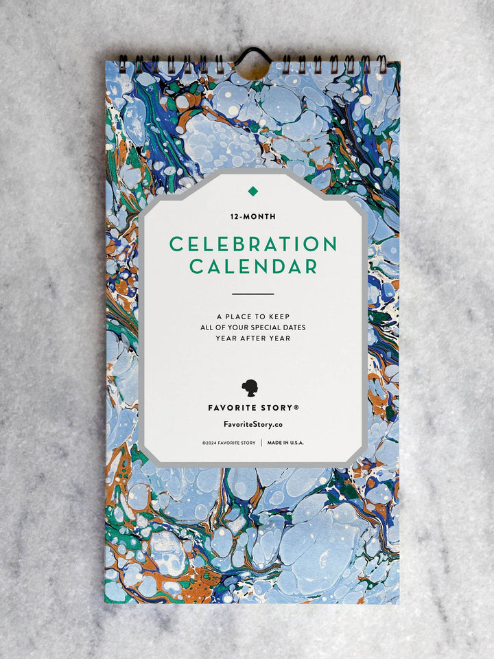 Cover of the calendar with marbled paper in shades of blue