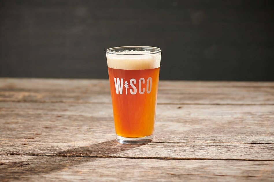 WISCO Pint Glass, 16 oz