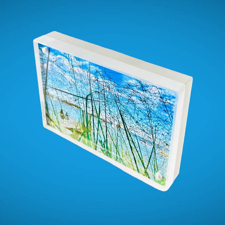 Frosted Edge Magnet Frame, 2 Sizes
