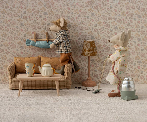 Granddad Mouse
