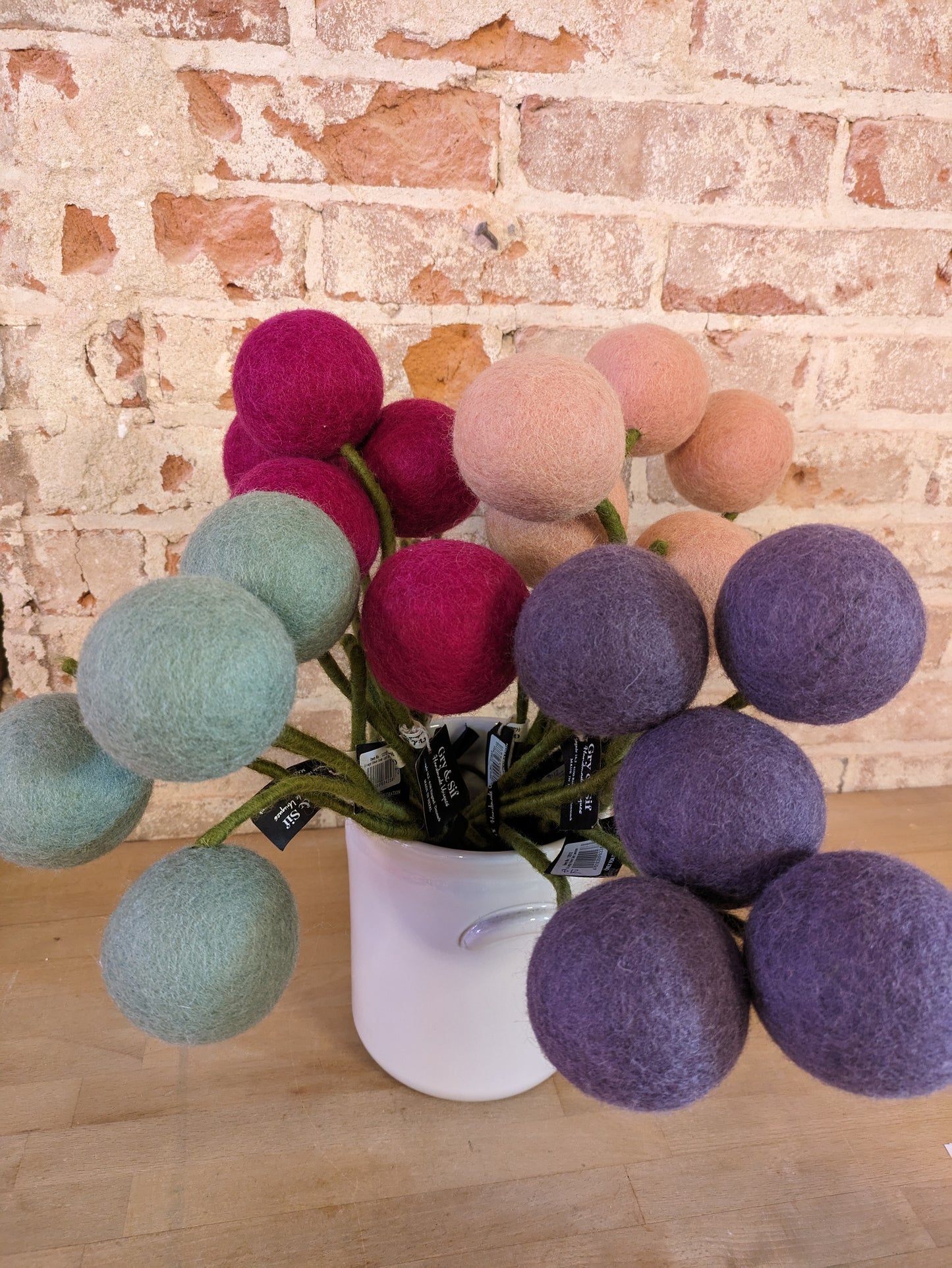 Wool Flowers, 3 sizes, 16 colors