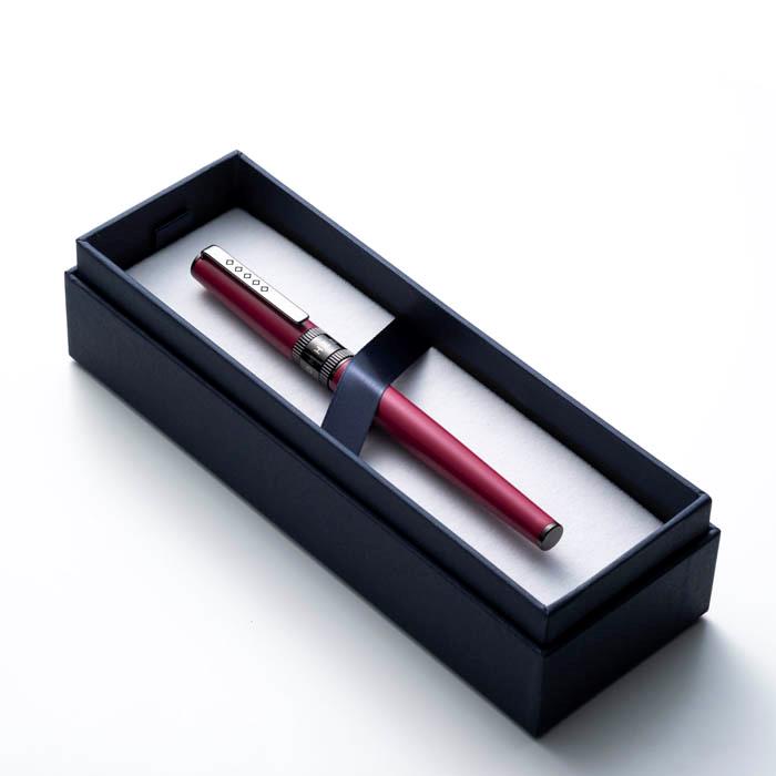 Fountain pen in gift box.