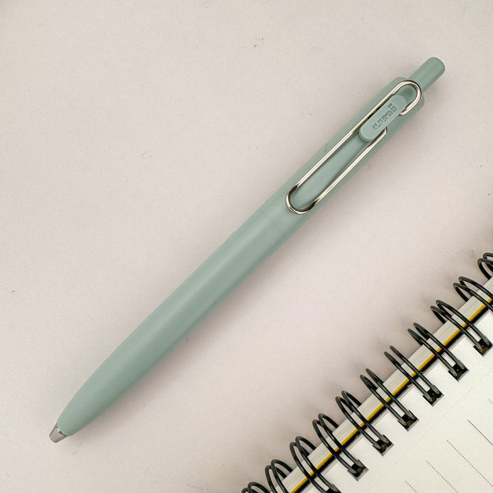 Uni-Ball One F Pen, 2 sizes, 5 colors