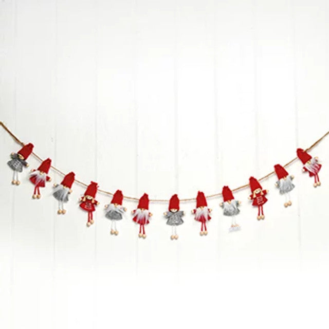 Three style of pixies on a thin 47" rope.